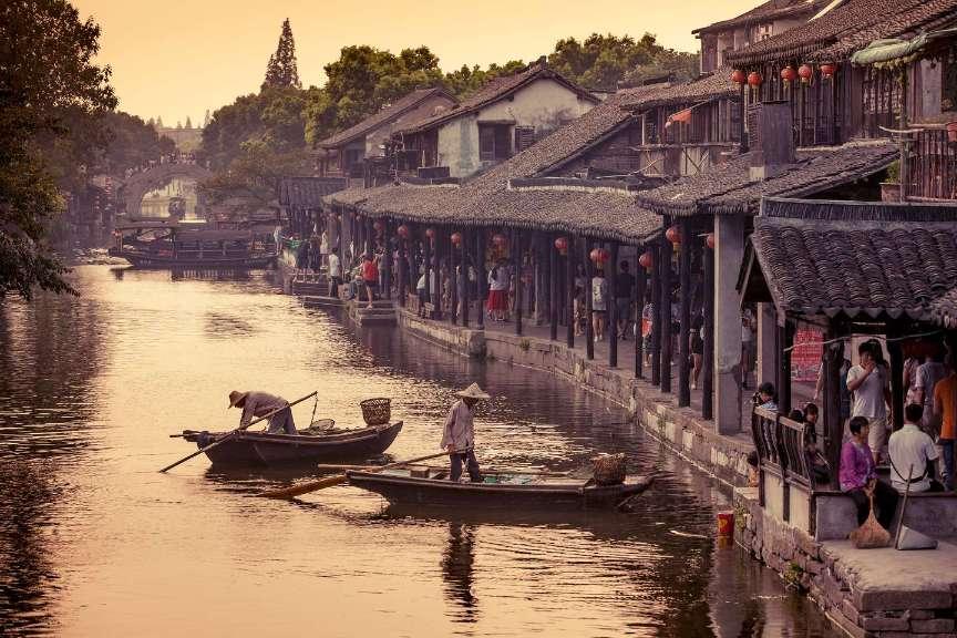 现在的手机越做越大了，这究竟是为什么？游戏画面